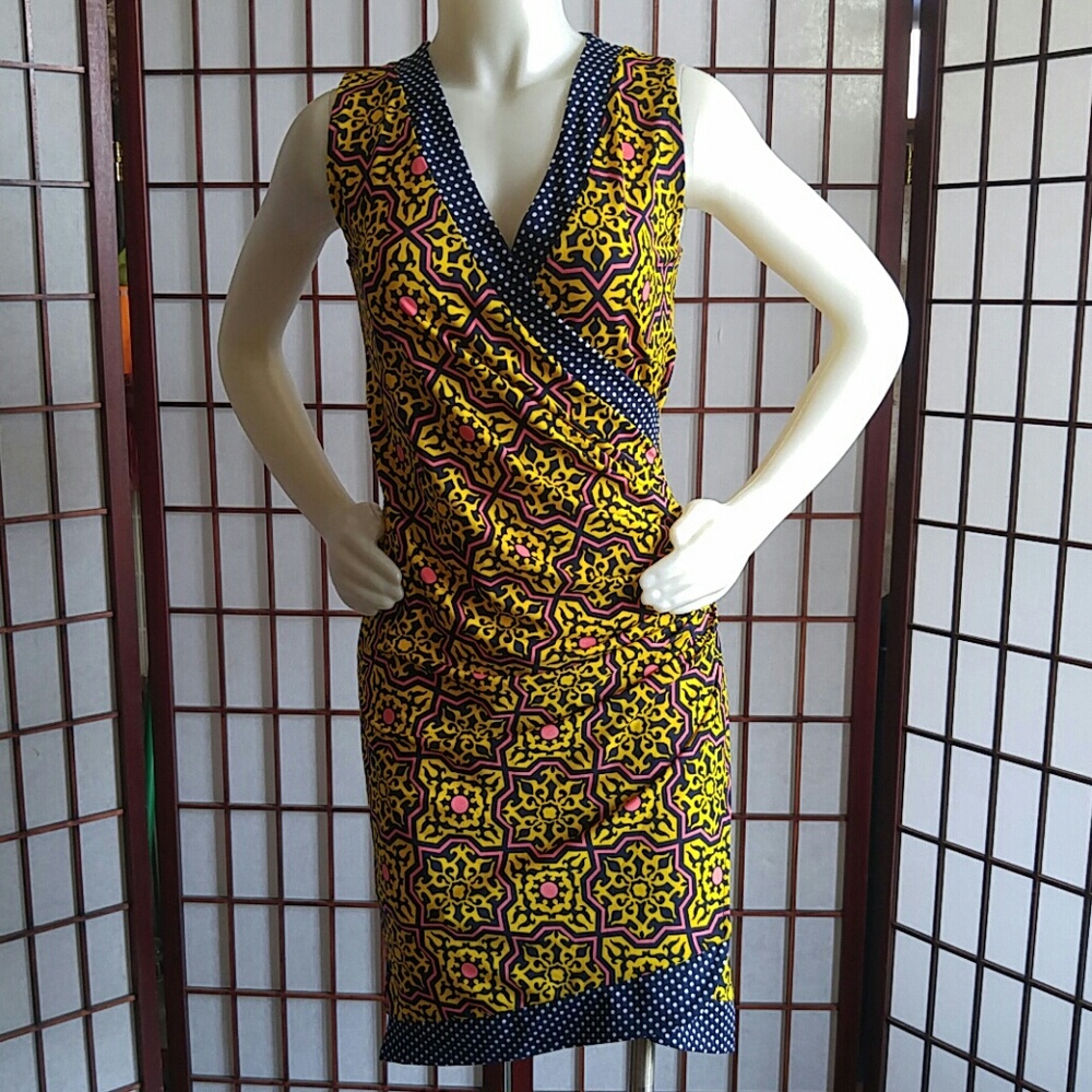 Dress - Picture 2 of 8
